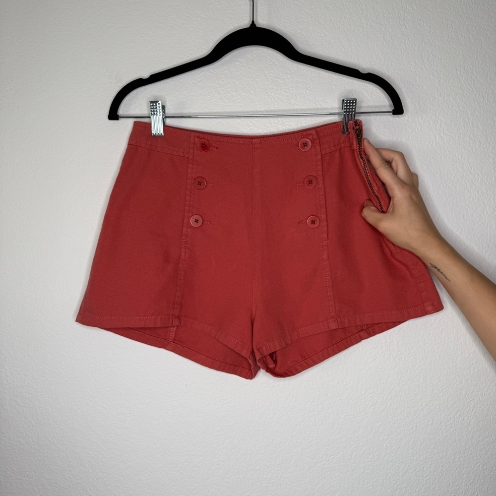 Unsubscribed Coral Button Front Shorts Size 2 - image 2